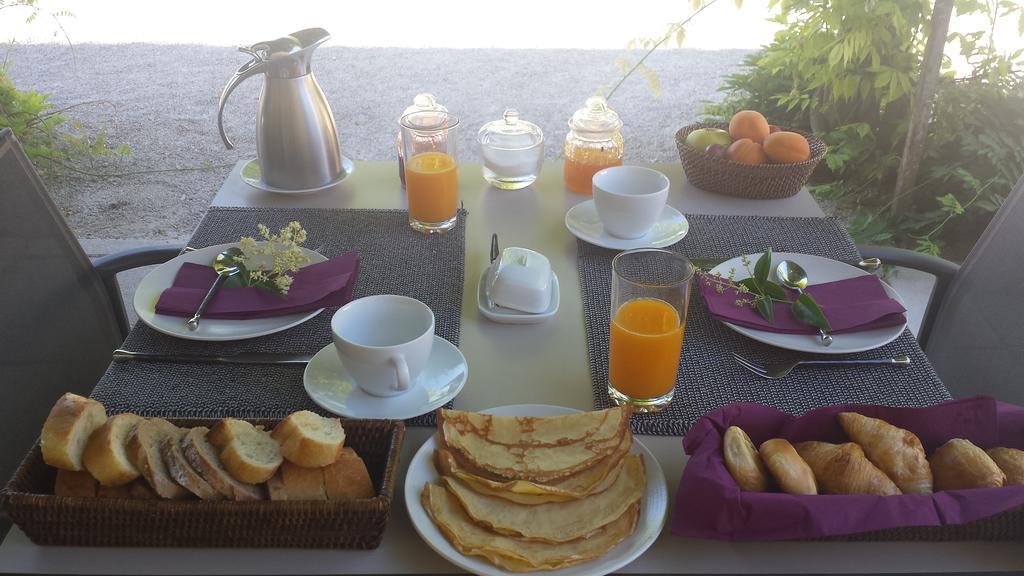 Domaine De Fontbelle Bed & Breakfast Гравзон Екстериор снимка