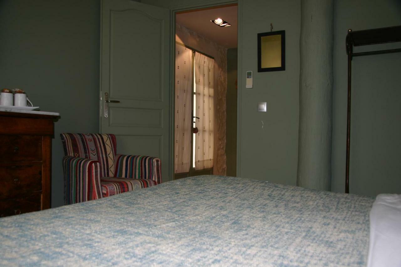 Domaine De Fontbelle Bed & Breakfast Гравзон Екстериор снимка